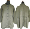 柿渋染めした綿布から作った前開きのジャケットです。 